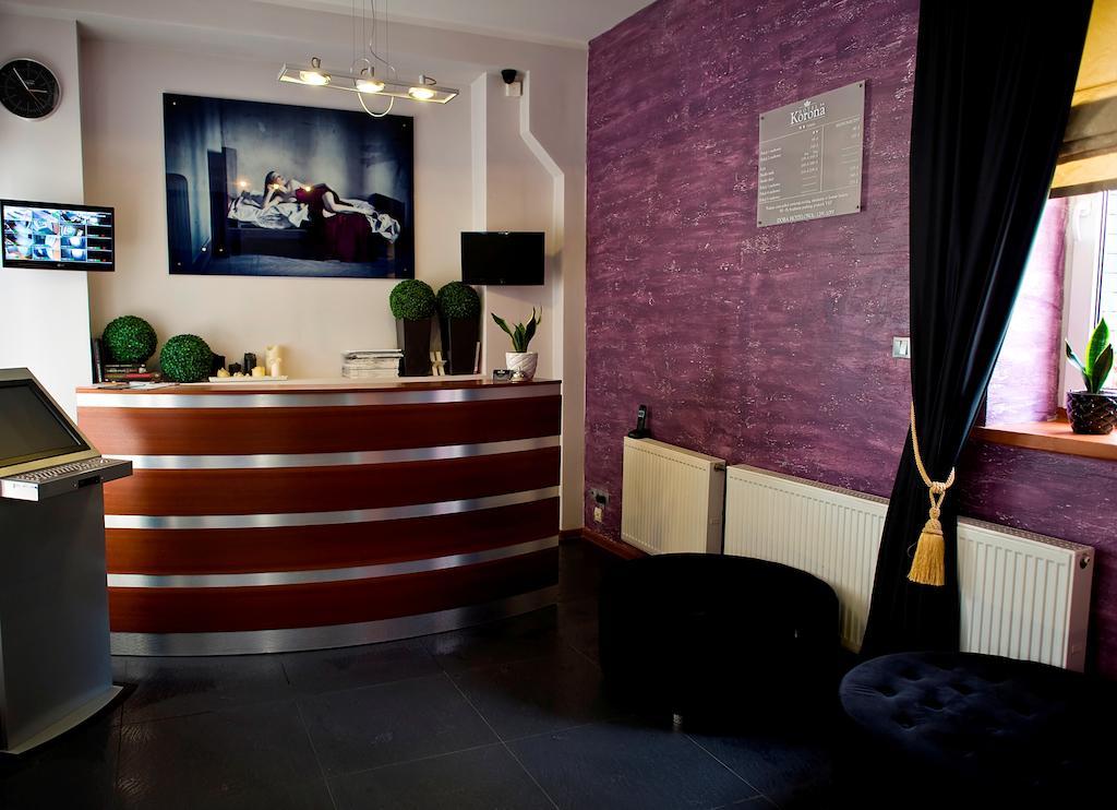 Hotel Korona Łuków Buitenkant foto
